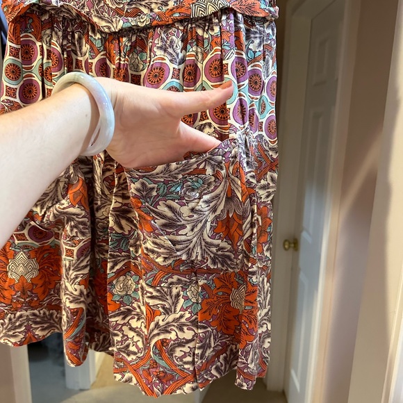 Cute summer dress with pockets size small - Picture 2 of 6